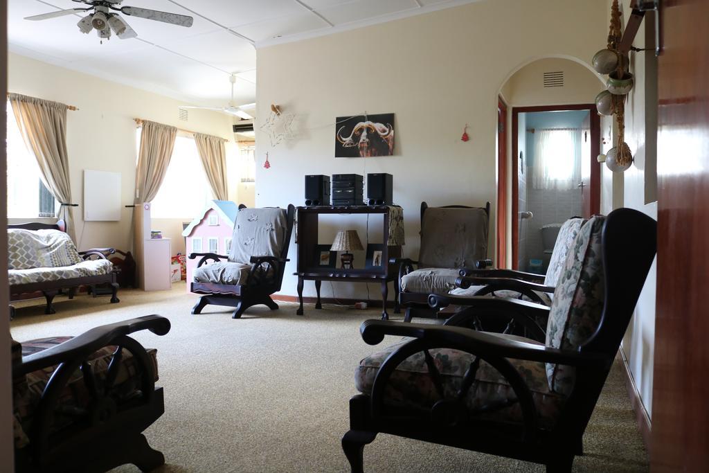 Grysbok Self Catering Accommodation Oudtshoorn Exterior photo